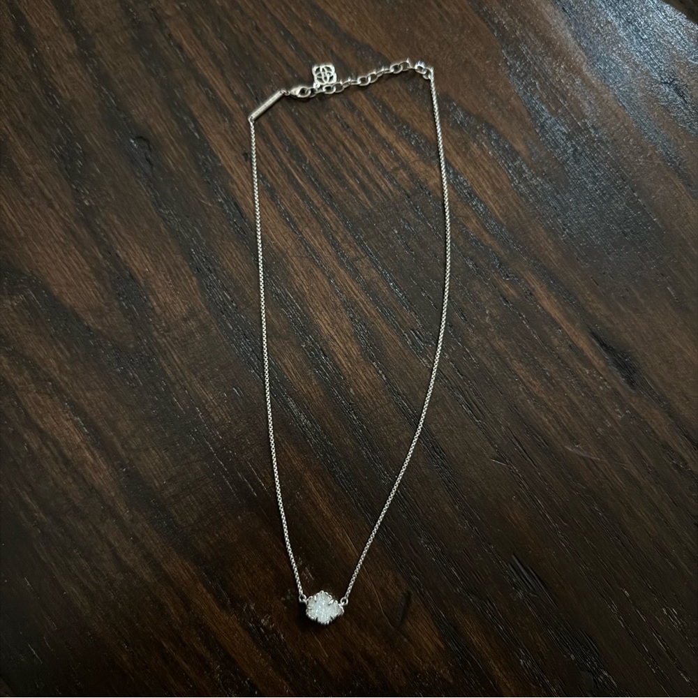 kendra scott necklace
